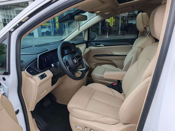 Buick GL8 Hybrid, 2025 — фото 6 из 9