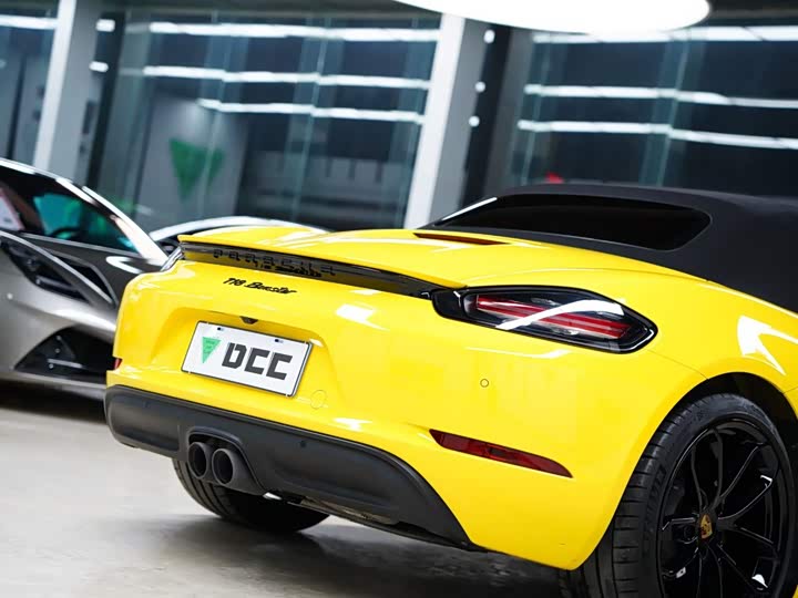 Porsche 718, 2023 — фото 6 из 9