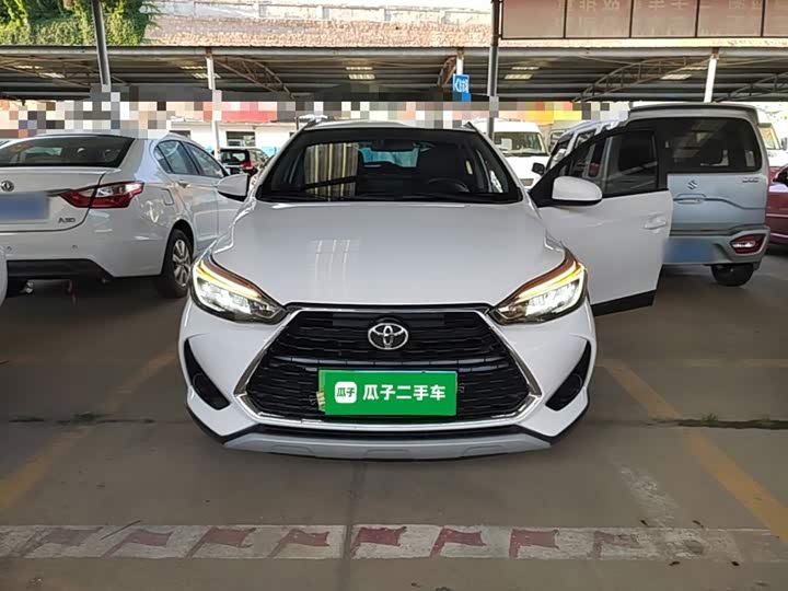 Toyota Yaris L Hatchback, 2021 — фото 3 из 9