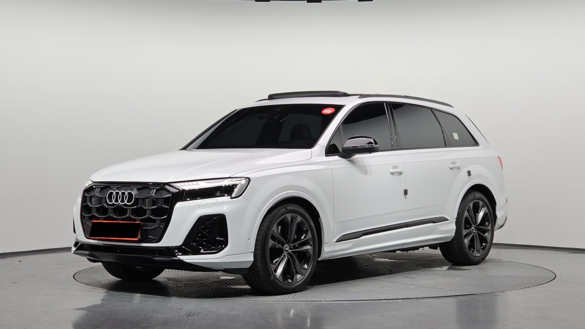 Audi Q7, 2025 — купить в Москве под ключ