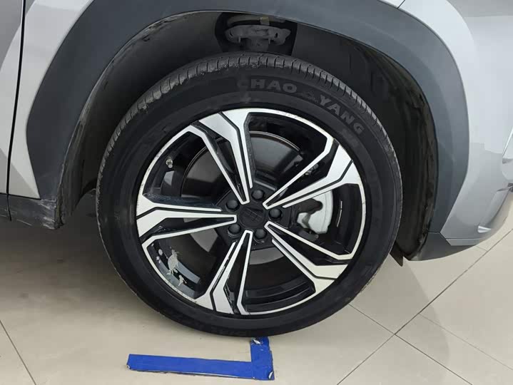 Geely Galaxy L7, 2024 — фото 6 из 9