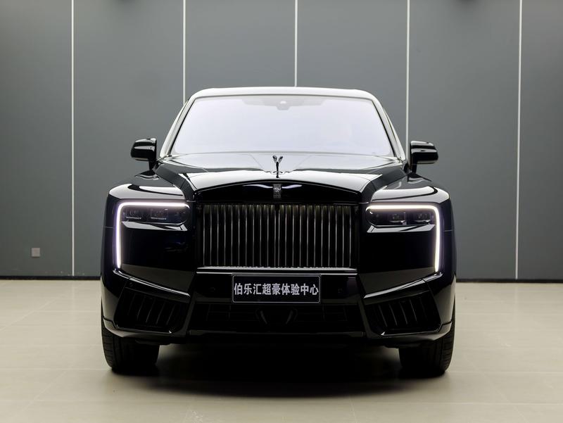 Rolls-Royce Cullinan, 2024 — фото 2 из 12
