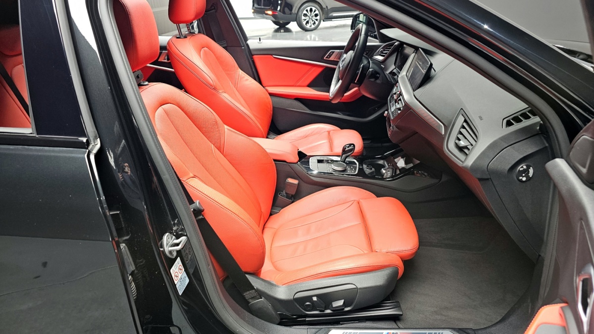 BMW 1 Series, 2022 — фото 9 из 12