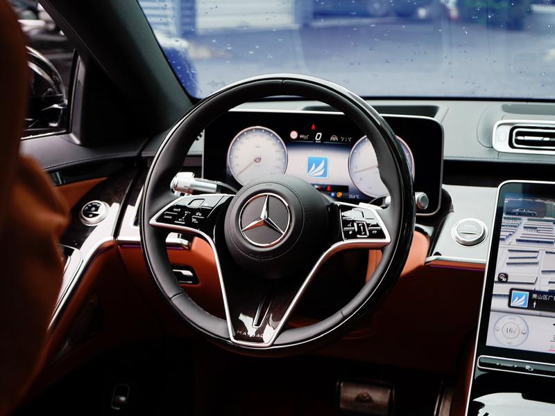 Mercedes-Benz Maybach S-Class, 2025 — фото 8 из 12
