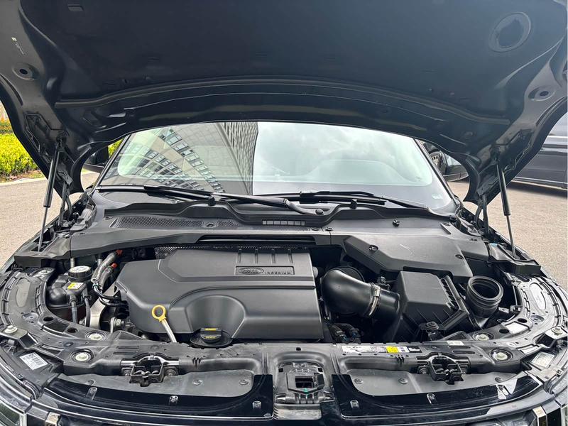 Land Rover Range Rover Evoque L, 2023 — фото 8 из 12