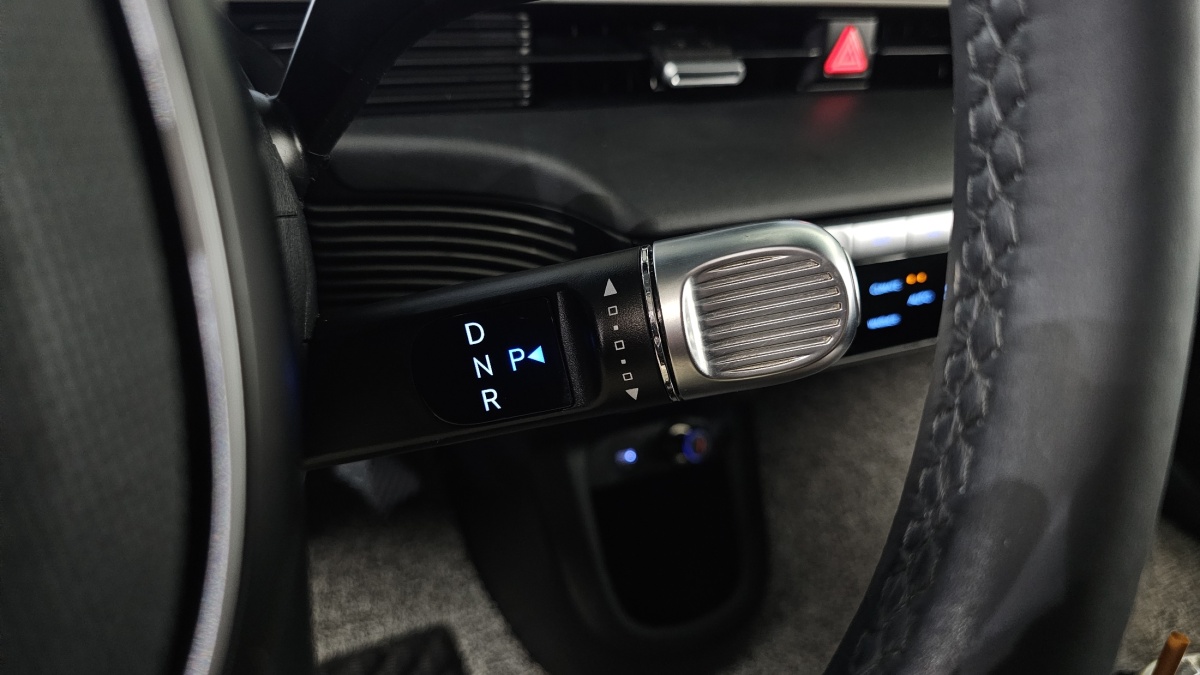Hyundai Ioniq 5, 2023 — фото 8 из 12