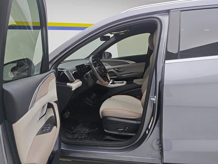BYD Song Pro Hybrid, 2023 — фото 9 из 9