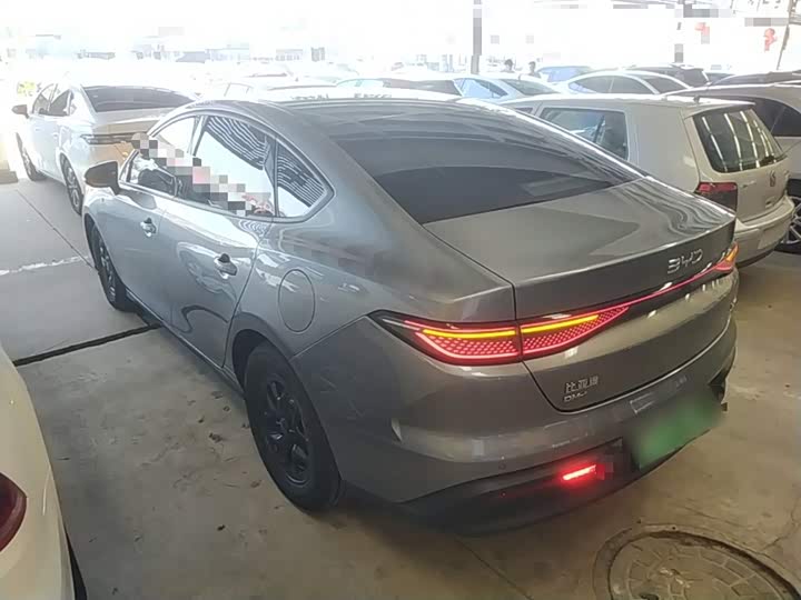 BYD Seal 05 DM-i Hybrid, 2025 — фото 5 из 9