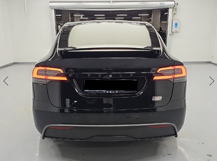 Tesla Model X, 2023 — фото 3 из 12