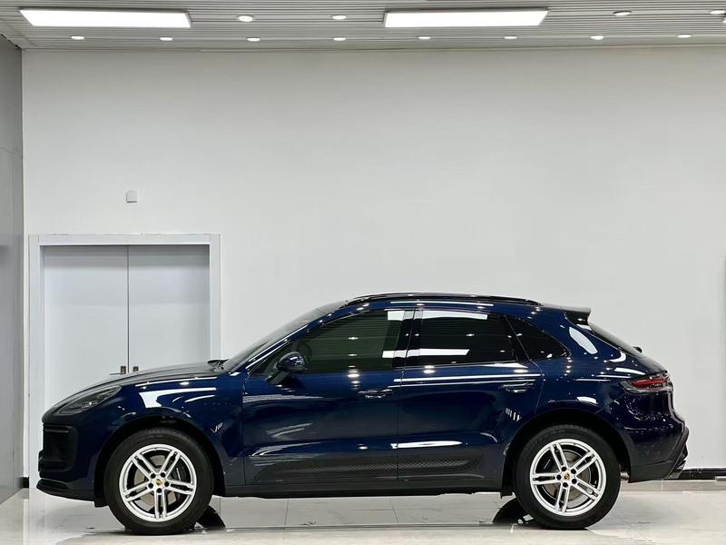 Porsche Macan, 2023 — фото 4 из 12