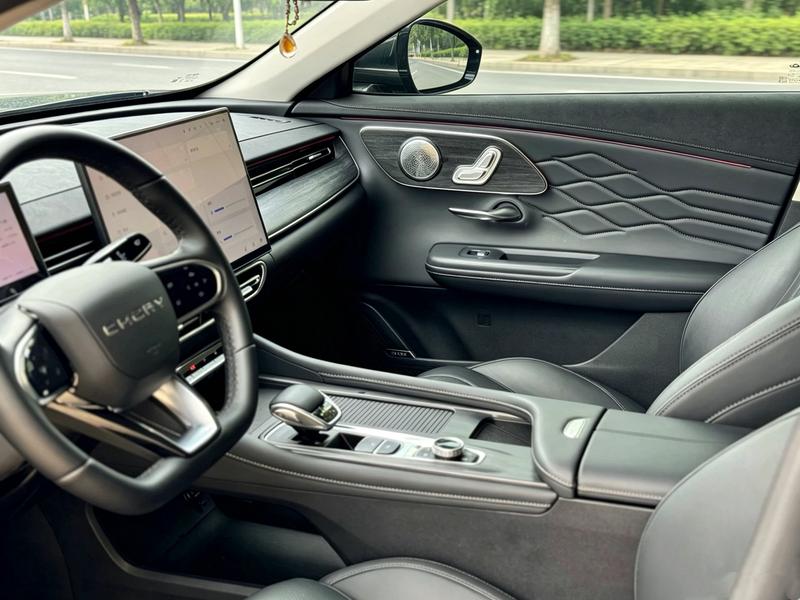 Chery Arrizo 8 Pro, 2024 — фото 6 из 9