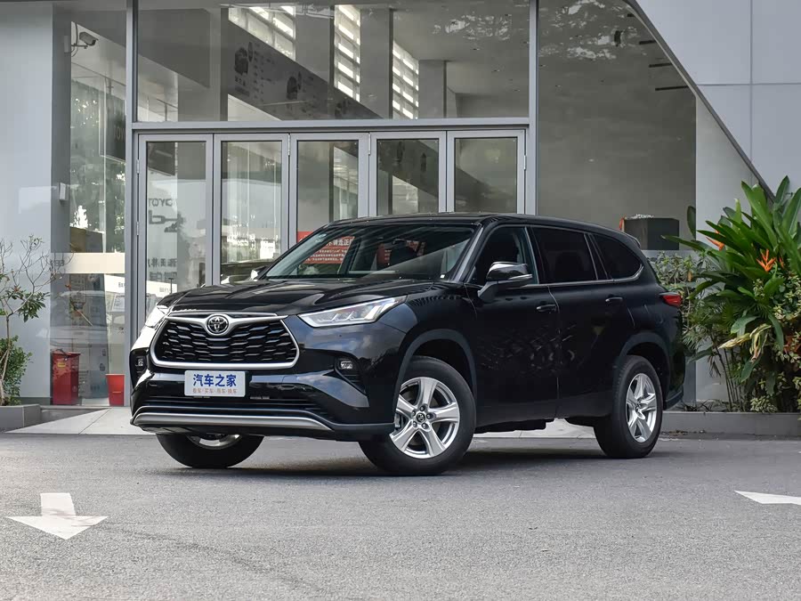 Toyota Highlander, 2026 — купить в Москве под ключ