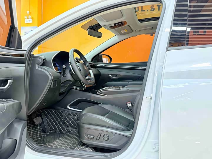 Hyundai Tucson L, 2023 — фото 6 из 9