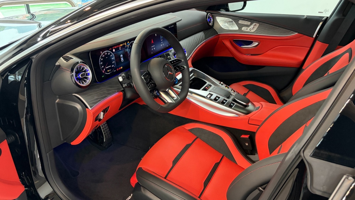 Mercedes-Benz AMG GT, 2025 — фото 9 из 12