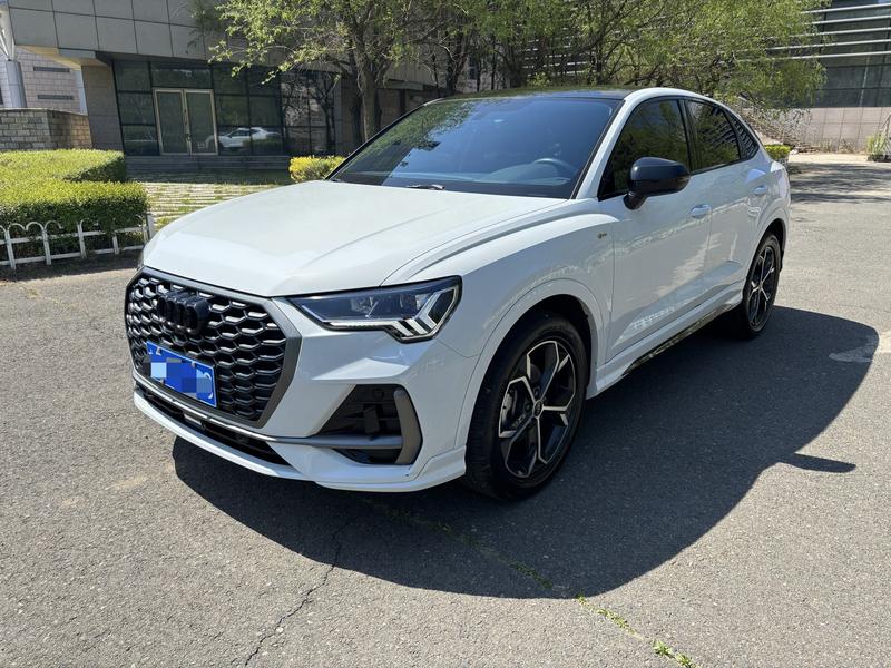 Audi Q3 Sportback, 2023 — купить в Москве под ключ