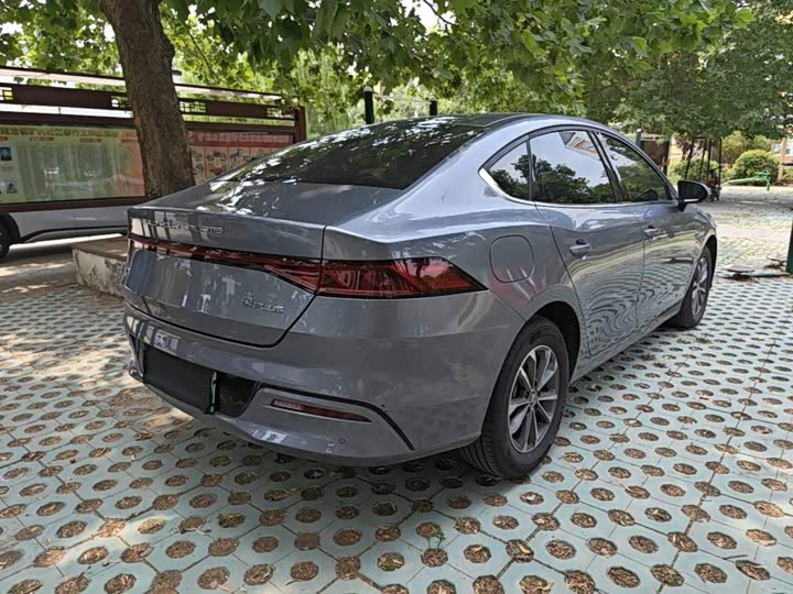 BYD Qin Plus, 2024 — фото 7 из 9