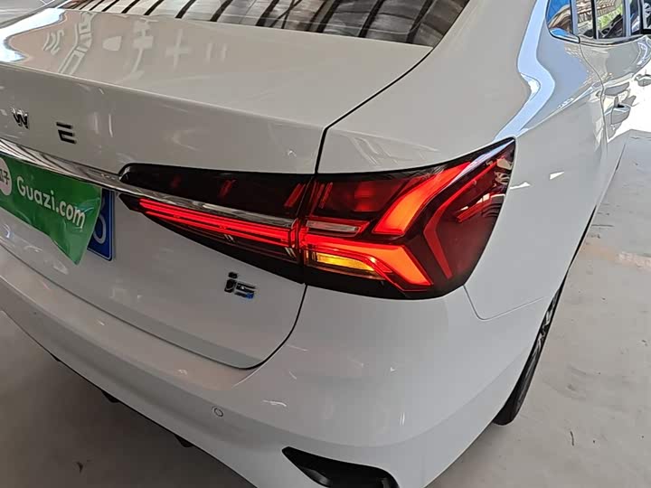 Roewe i5, 2022 — фото 8 из 9