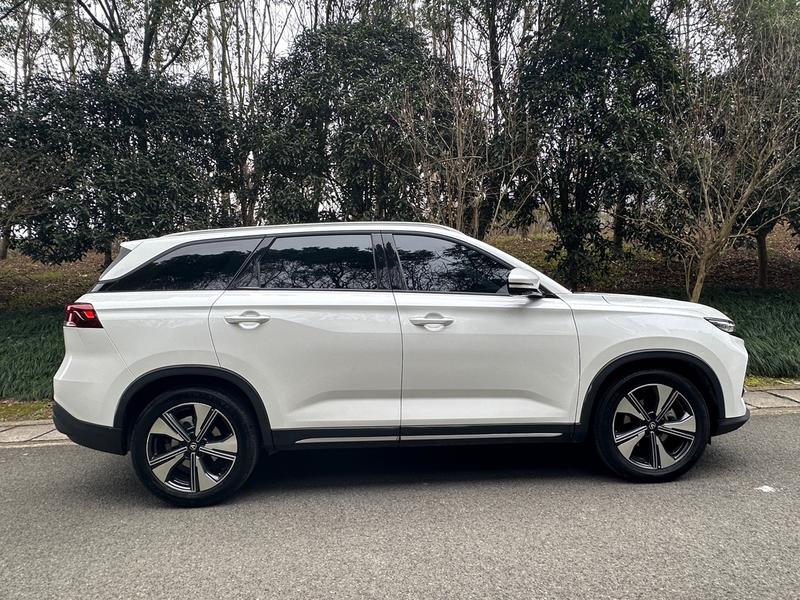 Changan X7 Plus, 2024 — фото 8 из 12