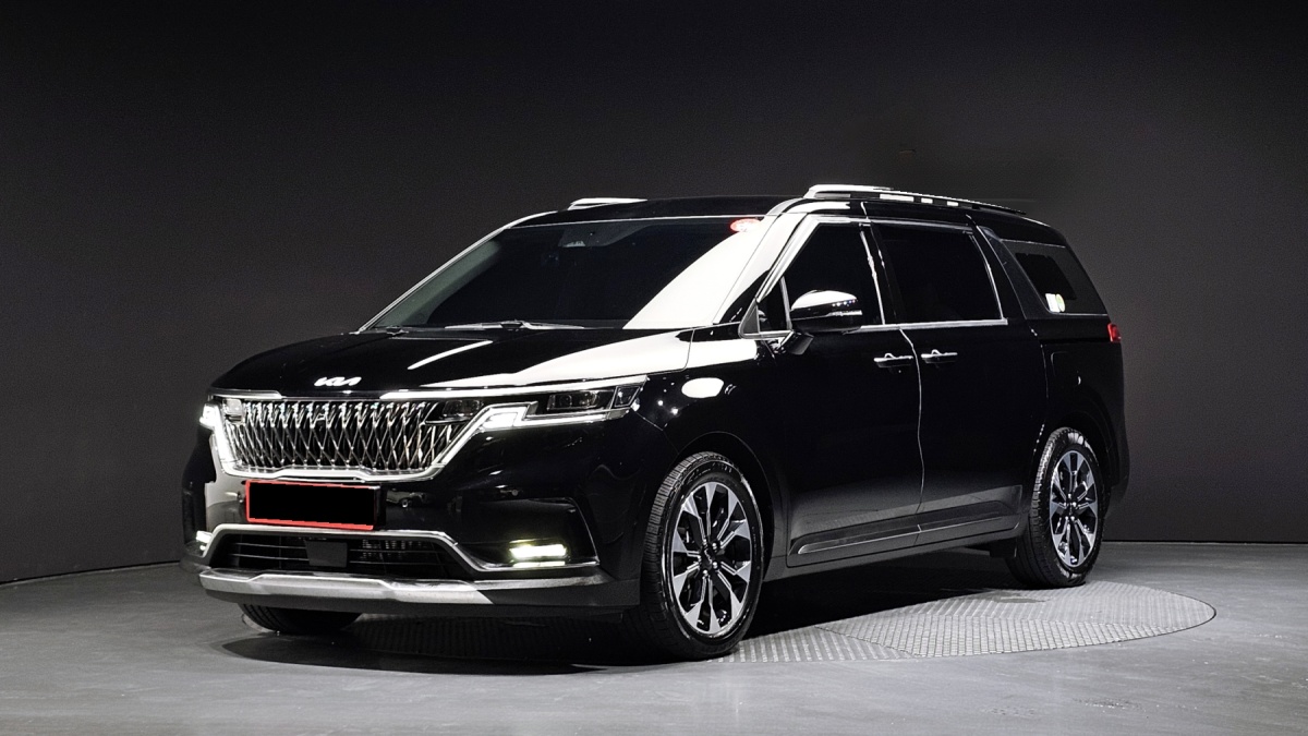 Kia Carnival, 2023 — купить в Иванове под ключ