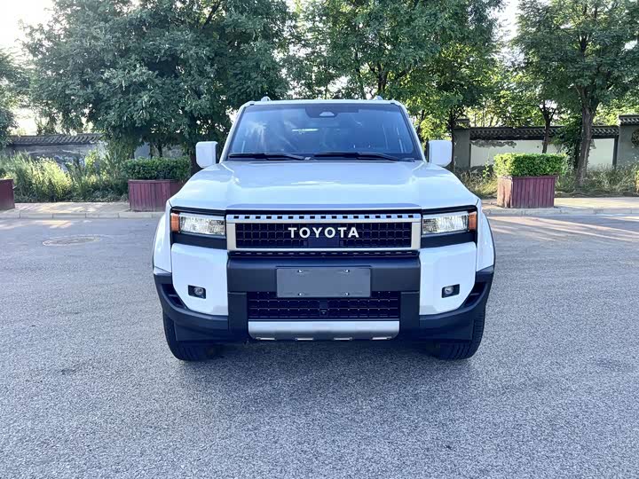 Toyota Prado, 2025 — купить в Туле под ключ