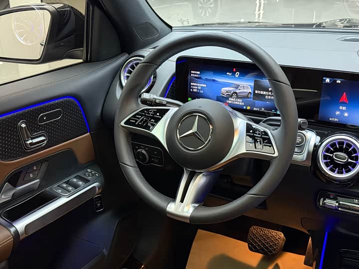 Mercedes-Benz GLB-Class, 2024 — фото 7 из 9