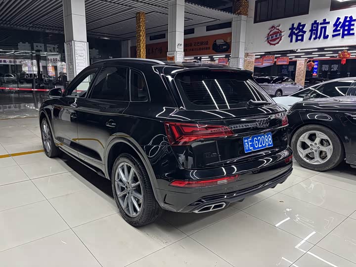 Audi Q5L, 2023 — фото 4 из 9
