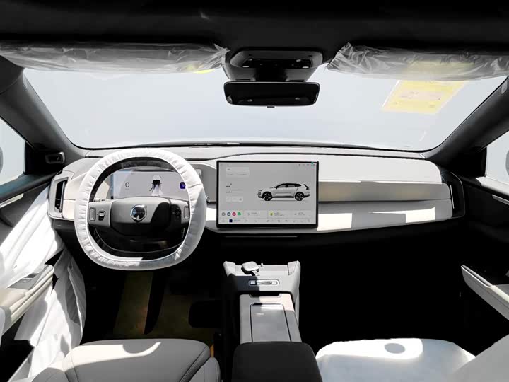 Volvo XC70 Hybrid, 2025 — фото 8 из 9