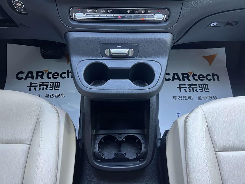 Mercedes-Benz Vito, 2025 — фото 11 из 12
