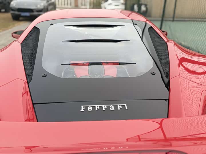 Ferrari F8, 2021 — фото 6 из 9