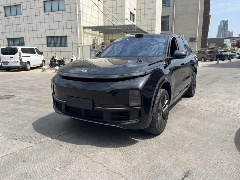 LiXiang L9, 2024 — купить в Санкт-Петербурге под ключ