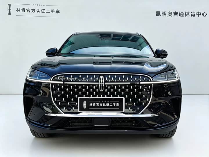 Lincoln Corsair, 2023 — фото 2 из 9