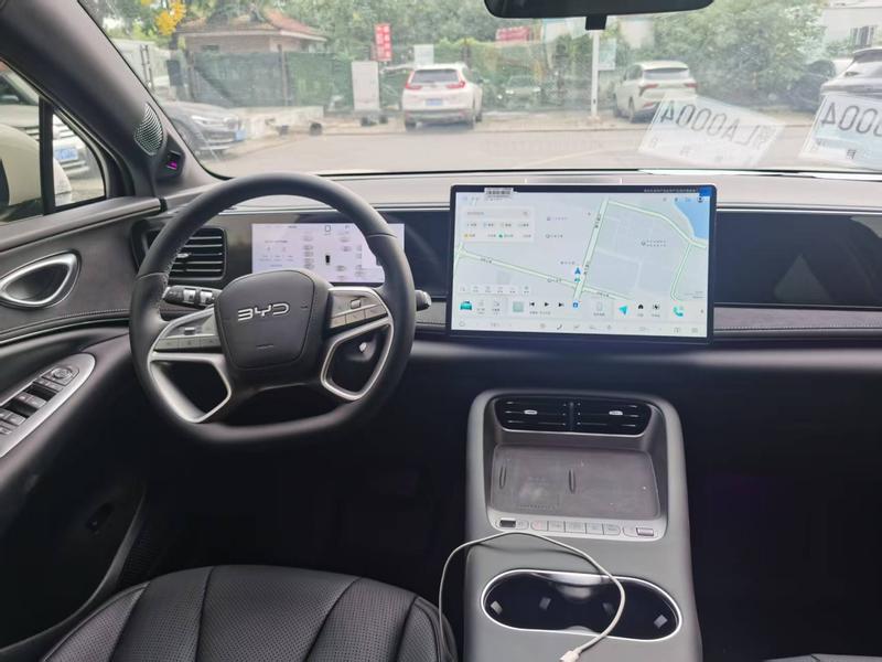 BYD Sea Lion 06 Hybrid/EV, 2026 — фото 7 из 10