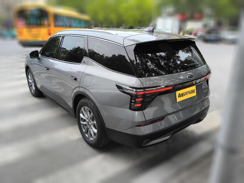 Ford Edge, 2023 — фото 6 из 12