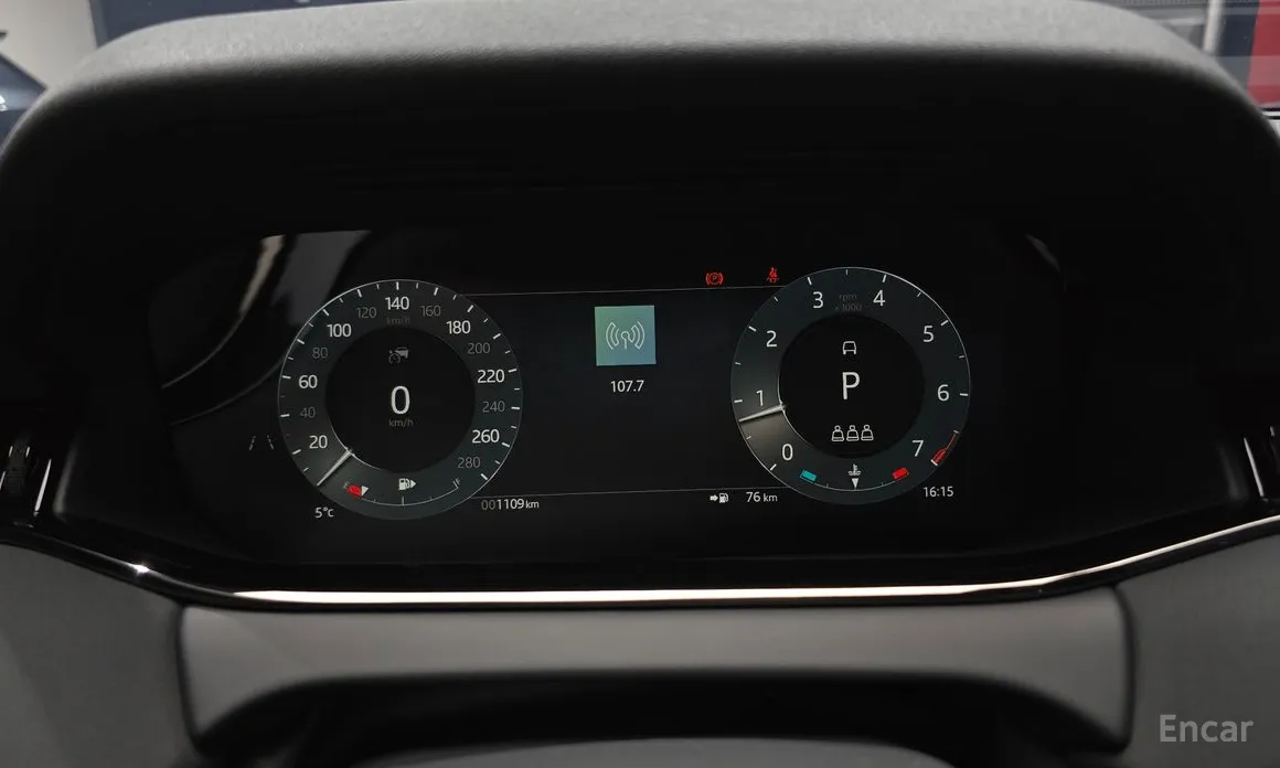 Land Rover Range Rover Evoque, 2025 — фото 8 из 12