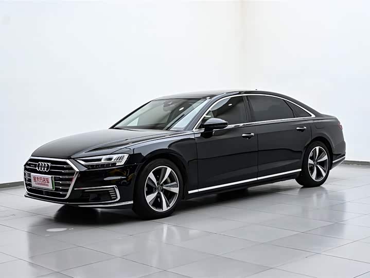 Audi A8 Hybrid, 2021 — фото 2 из 3