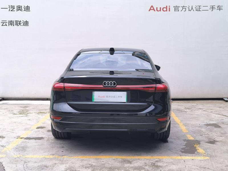Audi A6L e-tron, 2025 — фото 3 из 12