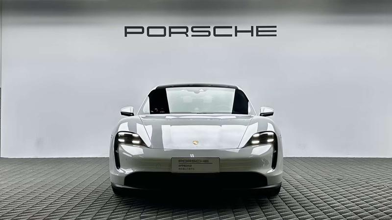 Porsche Taycan, 2021 — фото 2 из 12