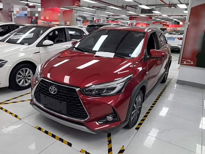 Toyota Yaris L Hatchback, 2022 — купить в Калуге под ключ