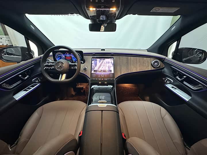 Mercedes-Benz EQE SUV, 2025 — фото 5 из 9