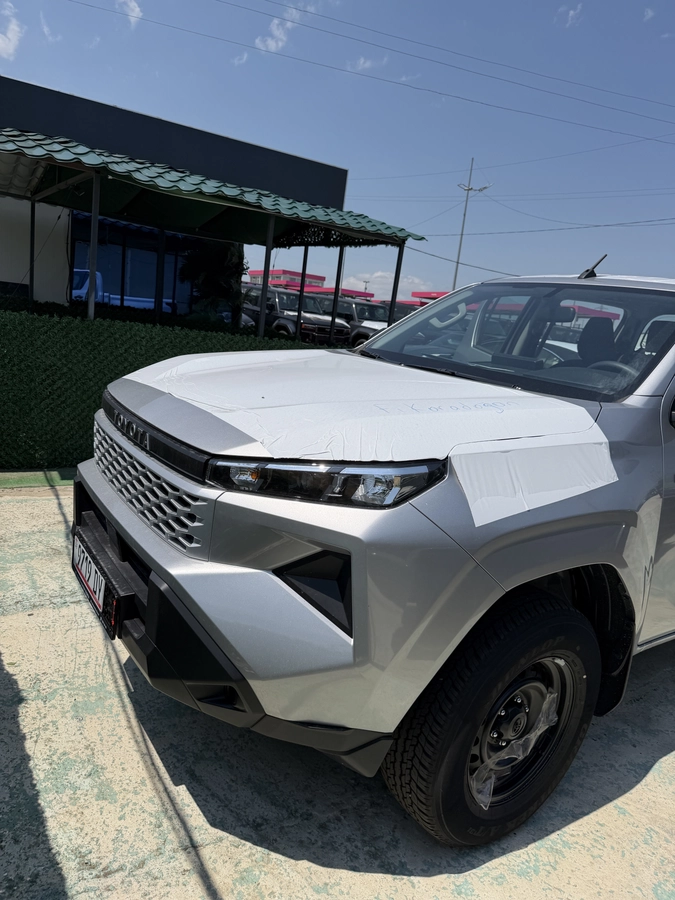 Toyota Hilux, 2026