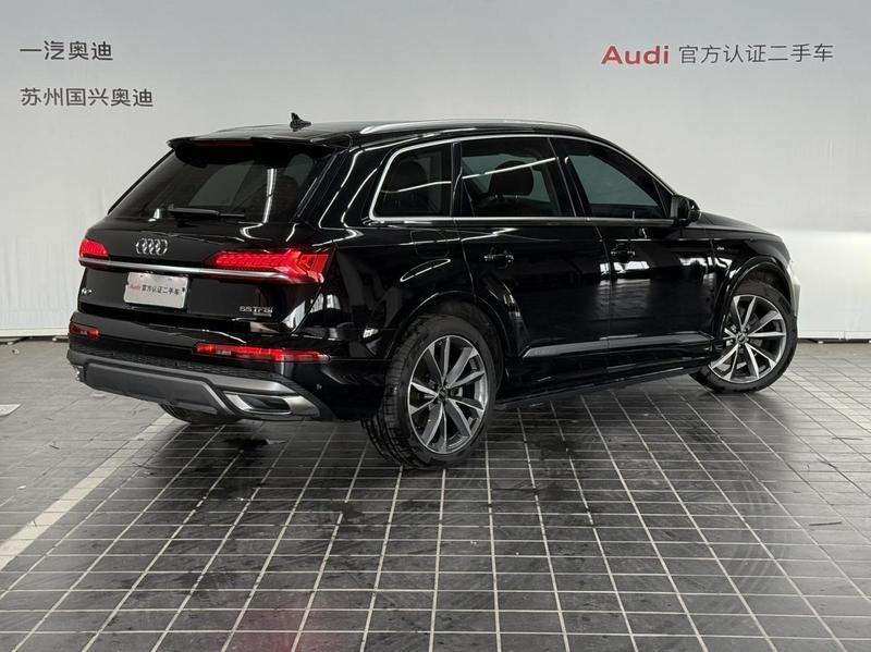 Audi Q7, 2023 — фото 4 из 10