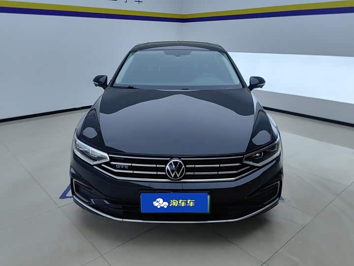 Volkswagen Magotan GTE Hybrid, 2022 — фото 2 из 9