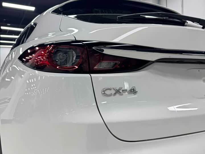 Mazda CX-4, 2023 — фото 9 из 9