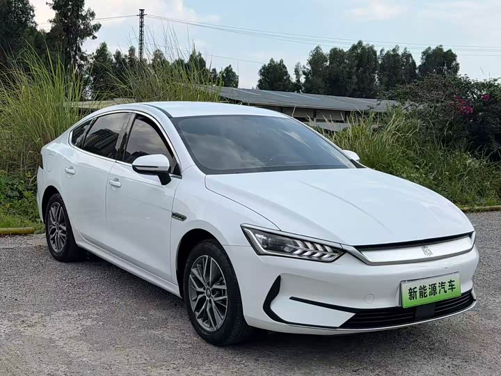 BYD Qin Plus, 2023 — фото 3 из 9