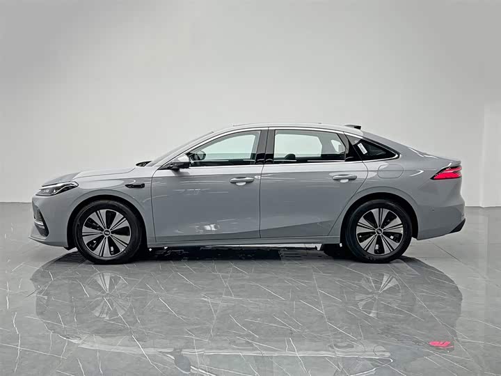 Geely Galaxy A7, 2026 — фото 3 из 9
