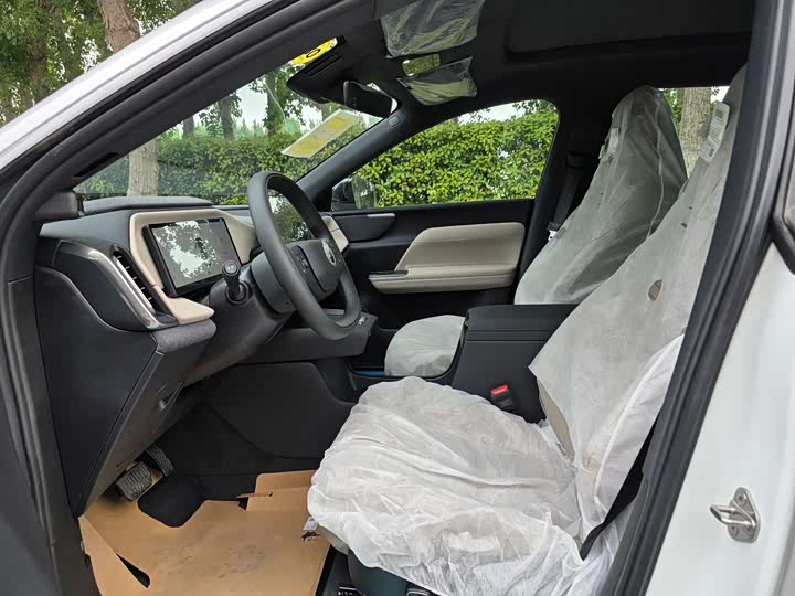 Volvo XC70 Hybrid, 2025 — фото 3 из 9
