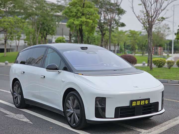 LiXiang i8, 2025 — фото 3 из 9