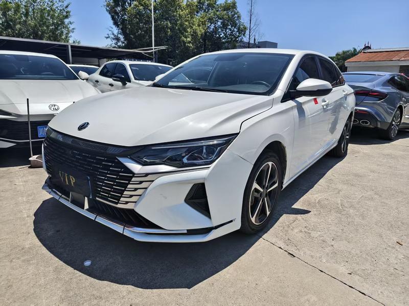 Dongfeng Aeolus Yixuan Max, 2023 — купить в Липецке под ключ
