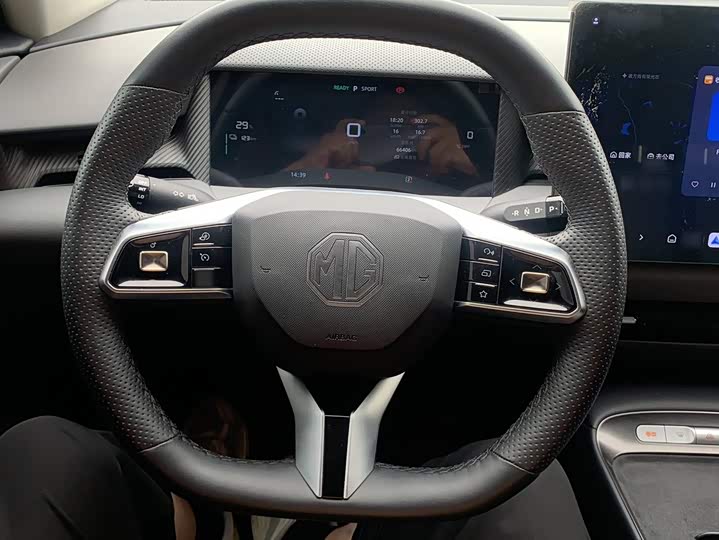 MG Motor ES5, 2025 — фото 4 из 9