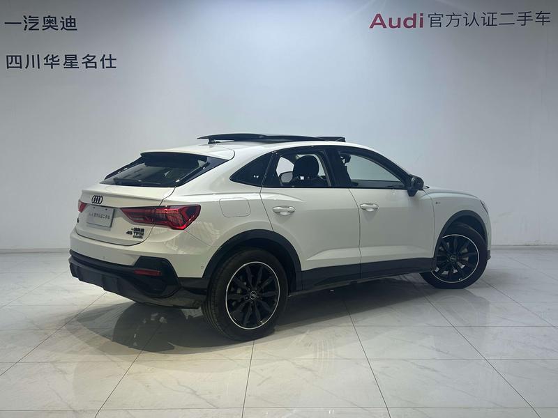 Audi Q3 Sportback, 2023 — фото 4 из 9